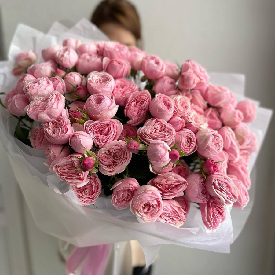 Розовые пионовидные розы - фото 3